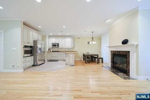 2 Candlewood Drive, Old Tappan, NJ 07675