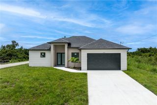 3318 30th ST SW, Lehigh Acres, FL 33976