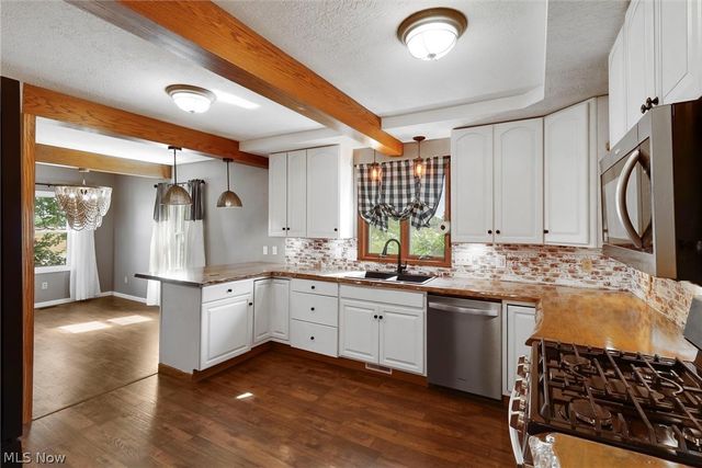 48935 State Route 303, Oberlin, OH 44074