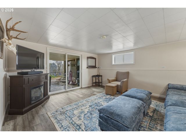 1325 COLLEGE St, Milton Freewater, OR 97862