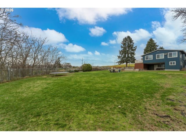 1325 COLLEGE St, Milton Freewater, OR 97862