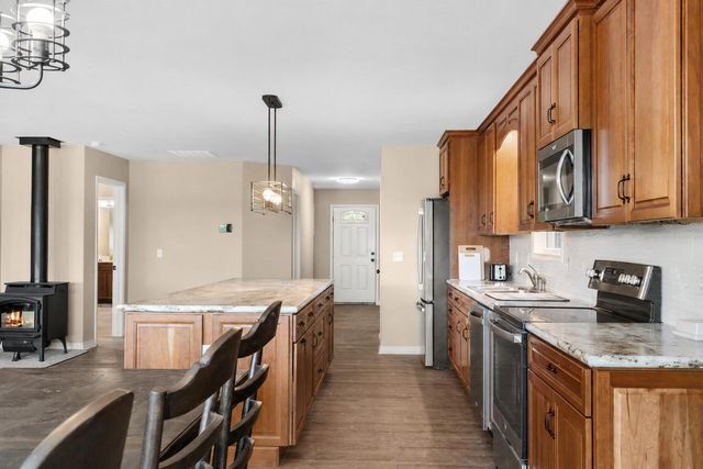 570 Indian Valley Road, Branson West, MO 65737