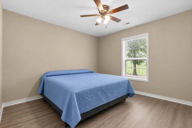 570 Indian Valley Road, Branson West, MO 65737