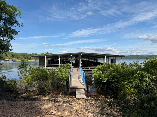 570 Indian Valley Road, Branson West, MO 65737