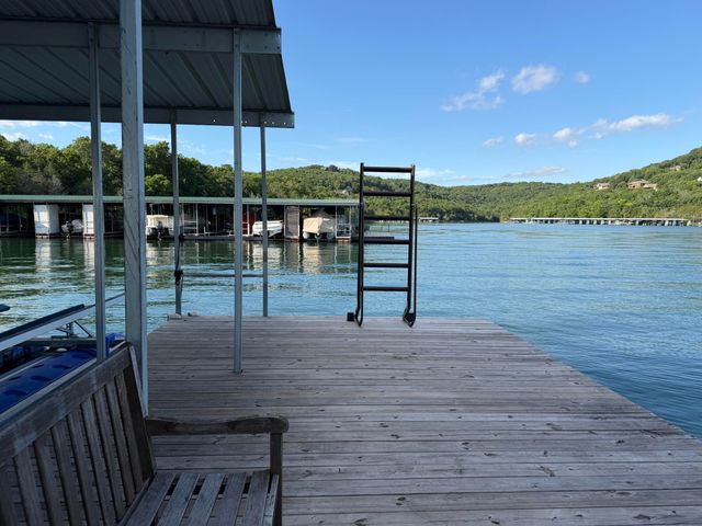 570 Indian Valley Road, Branson West, MO 65737