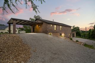 570 Indian Valley Road, Branson West, MO 65737