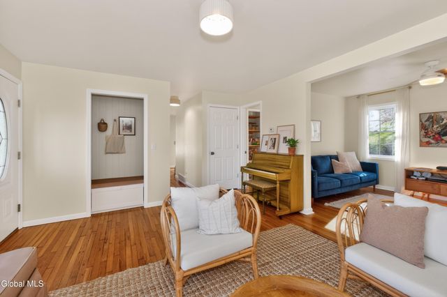 84 Lord Avenue, Brunswick, NY 12180