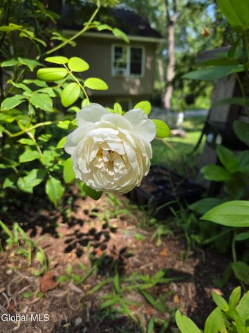 84 Lord Avenue, Brunswick, NY 12180