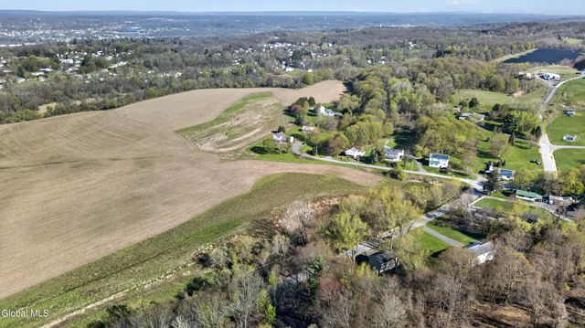 84 Lord Avenue, Brunswick, NY 12180