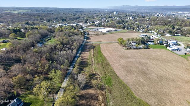 84 Lord Avenue, Brunswick, NY 12180