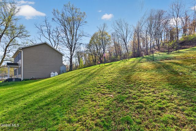 84 Lord Avenue, Brunswick, NY 12180