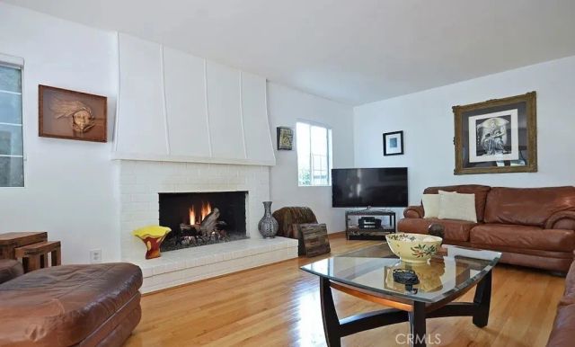 11304 Dona Lola, Studio City, CA 91604