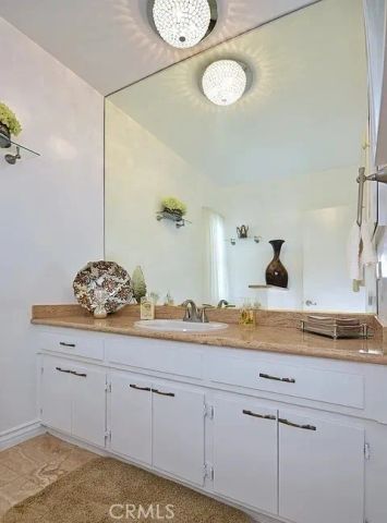 11304 Dona Lola, Studio City, CA 91604