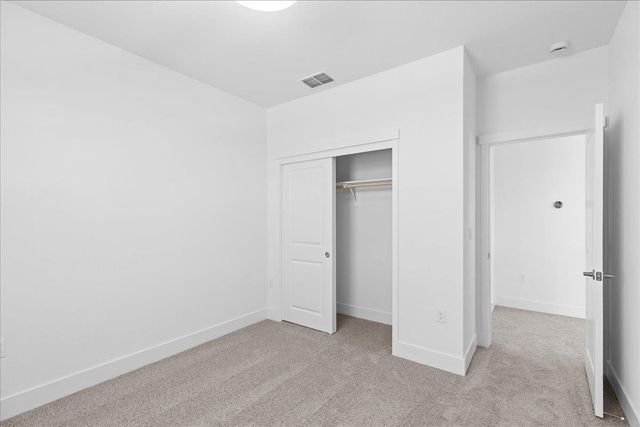 2080 Zane Way, Turlock, CA 95382