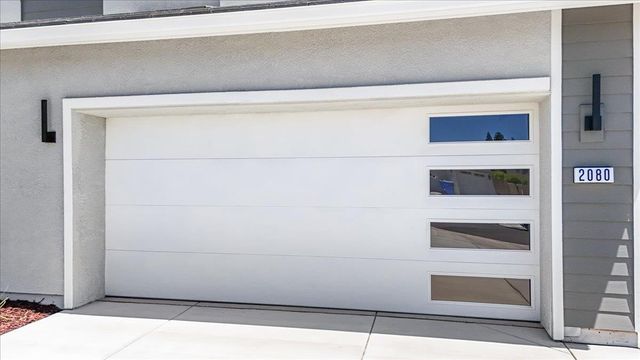 2080 Zane Way, Turlock, CA 95382