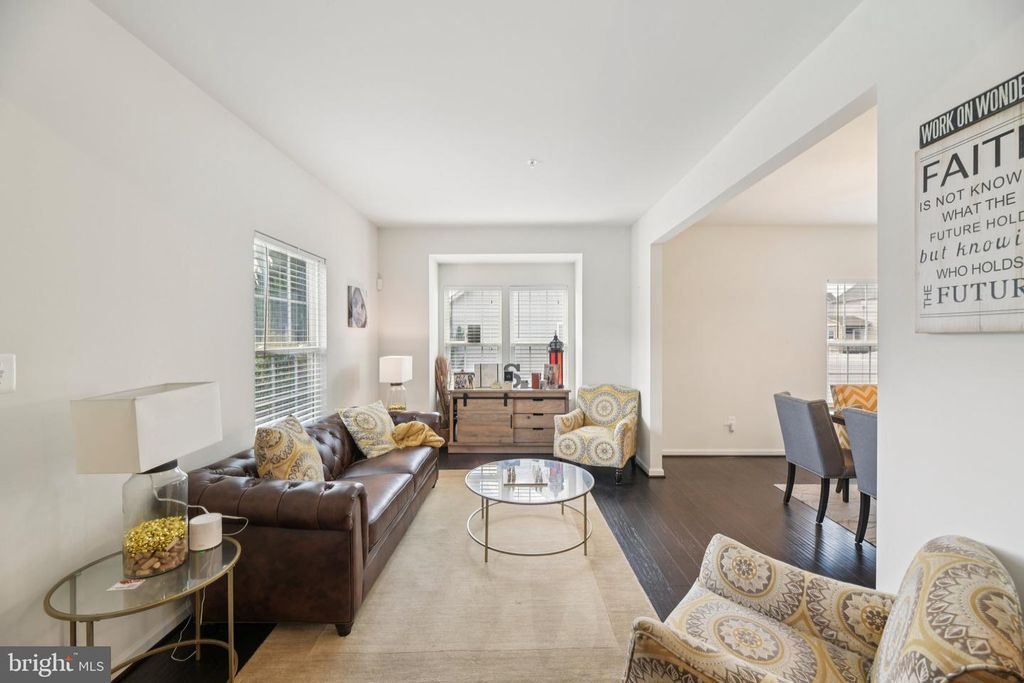 8814 BANCROFT DR, Waldorf, MD 20603