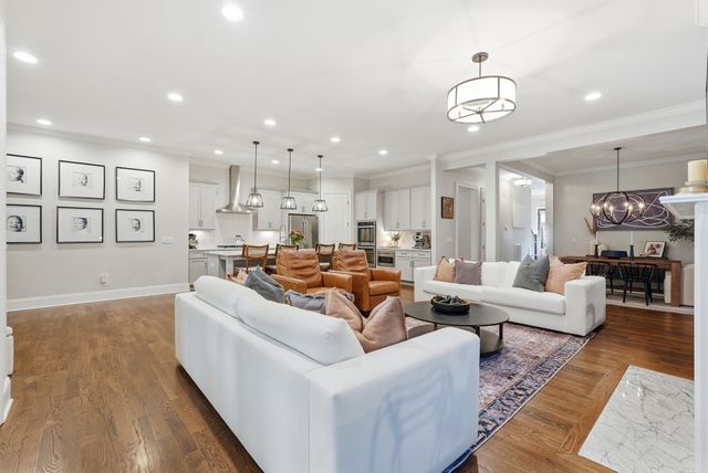 840 Woodmont Blvd, Nashville, TN 37204
