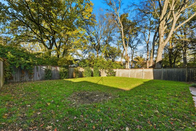 840 Woodmont Blvd, Nashville, TN 37204