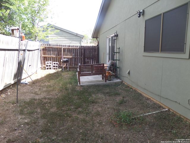 8411 Forest Ridge, San Antonio, TX 78239