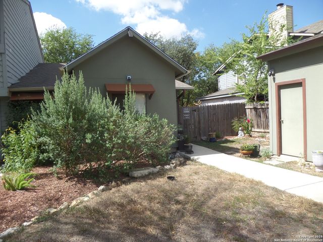 8411 Forest Ridge, San Antonio, TX 78239