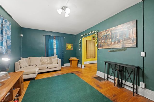 48 Garnet Street, Rochester, NY 14609