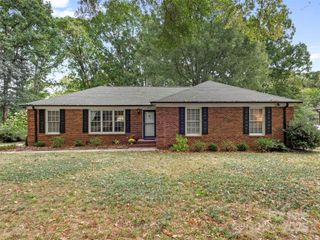 13517 Idlefield Lane, Matthews, NC 28105