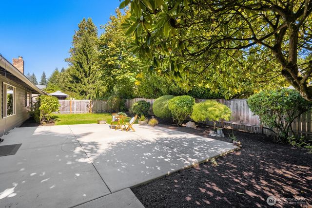13426 117th Avenue NE, Kirkland, WA 98034
