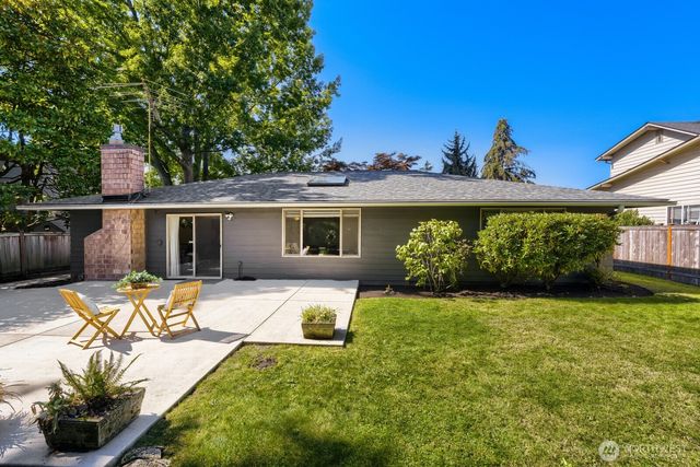 13426 117th Avenue NE, Kirkland, WA 98034