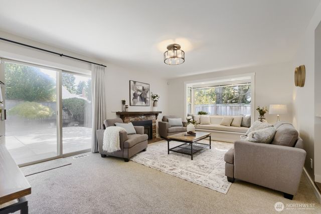 13426 117th Avenue NE, Kirkland, WA 98034