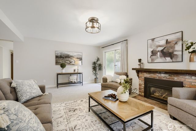 13426 117th Avenue NE, Kirkland, WA 98034