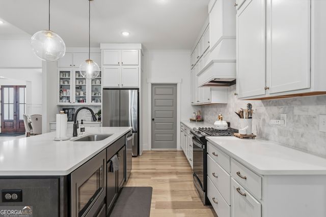 1180 Summerfield Lane, Bogart, GA 30622