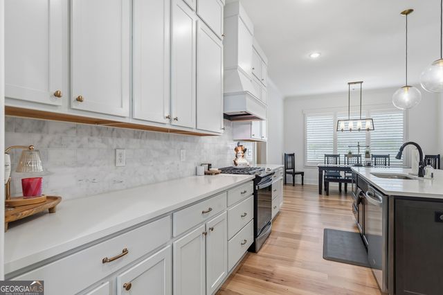 1180 Summerfield Lane, Bogart, GA 30622