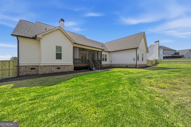 1180 Summerfield Lane, Bogart, GA 30622