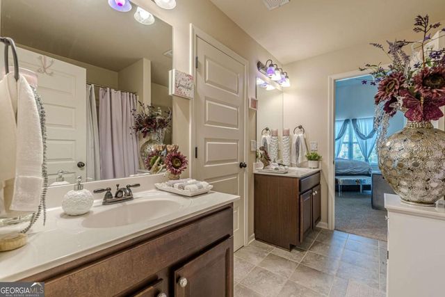 1405 Rainey Way, Hampton, GA 30228