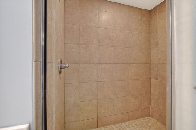 4809 Sawyers Drive, Des Moines, IA 50310