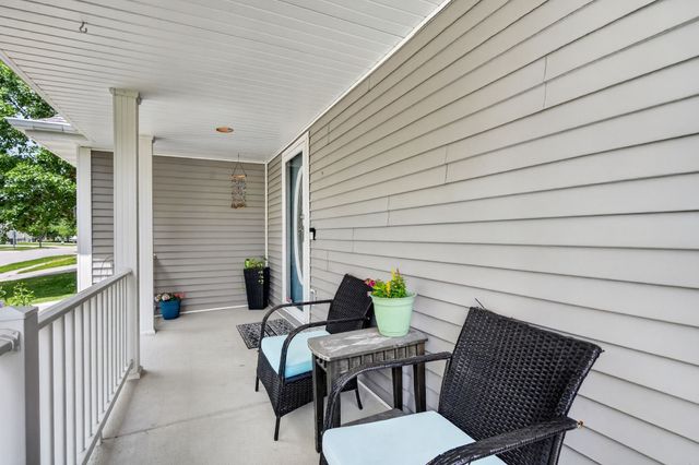 4809 Sawyers Drive, Des Moines, IA 50310