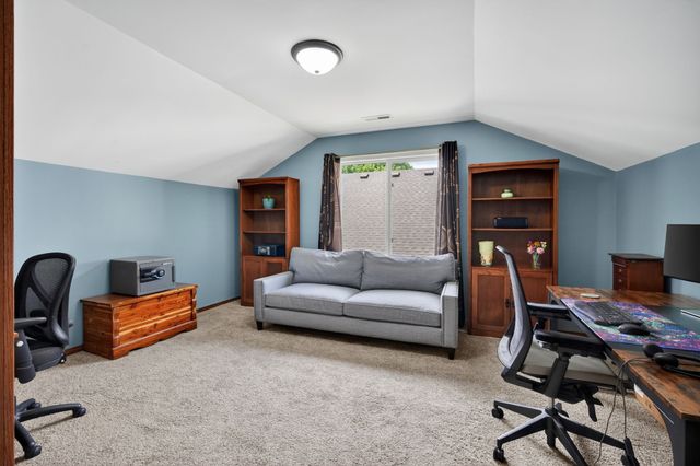 4809 Sawyers Drive, Des Moines, IA 50310