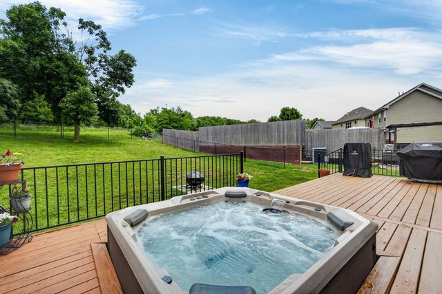 4809 Sawyers Drive, Des Moines, IA 50310