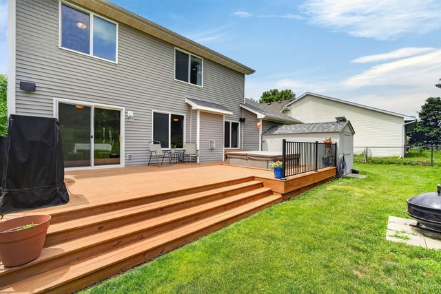 4809 Sawyers Drive, Des Moines, IA 50310