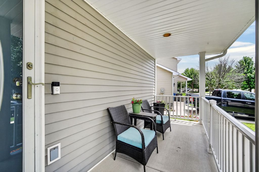 4809 Sawyers Drive, Des Moines, IA 50310