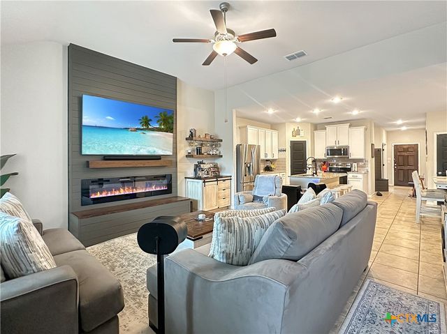 1906 Reserve Way, New Braunfels, TX 78130