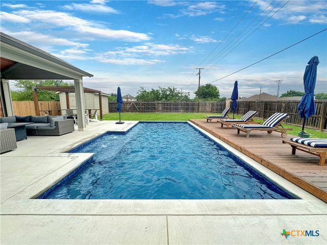 1906 Reserve Way, New Braunfels, TX 78130