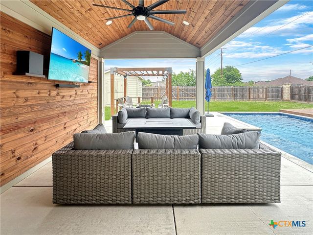1906 Reserve Way, New Braunfels, TX 78130
