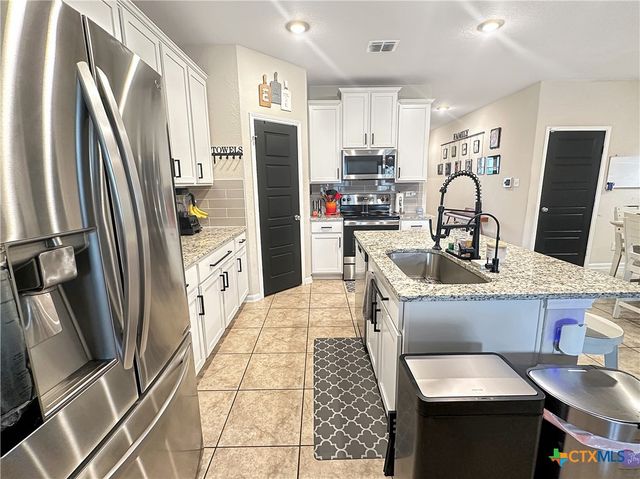 1906 Reserve Way, New Braunfels, TX 78130