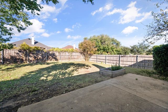 8008 Peregrine Trail, Arlington, TX 76001