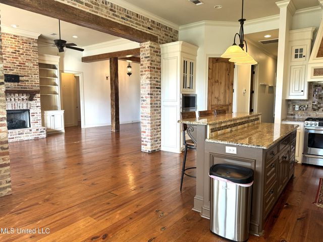 10 Audubon Place, Natchez, MS 39120