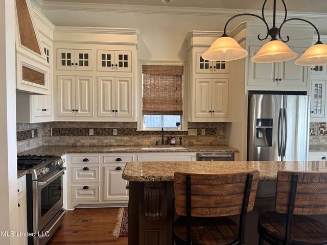 10 Audubon Place, Natchez, MS 39120