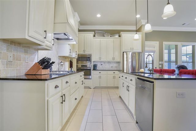 5835 Fire Willow Drive, Lake Charles, LA 70605