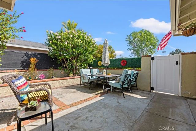 24671 Tabuenca, Mission Viejo, CA 92692