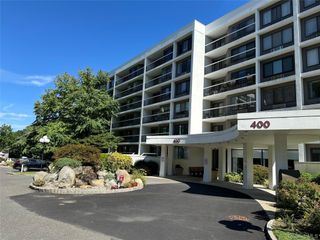 400 High Point Drive 409, Hartsdale, NY 10530